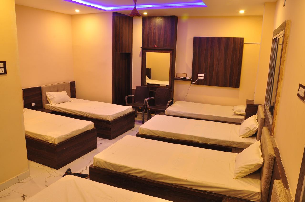 Hotel Golden Inn Balangir Esterno foto