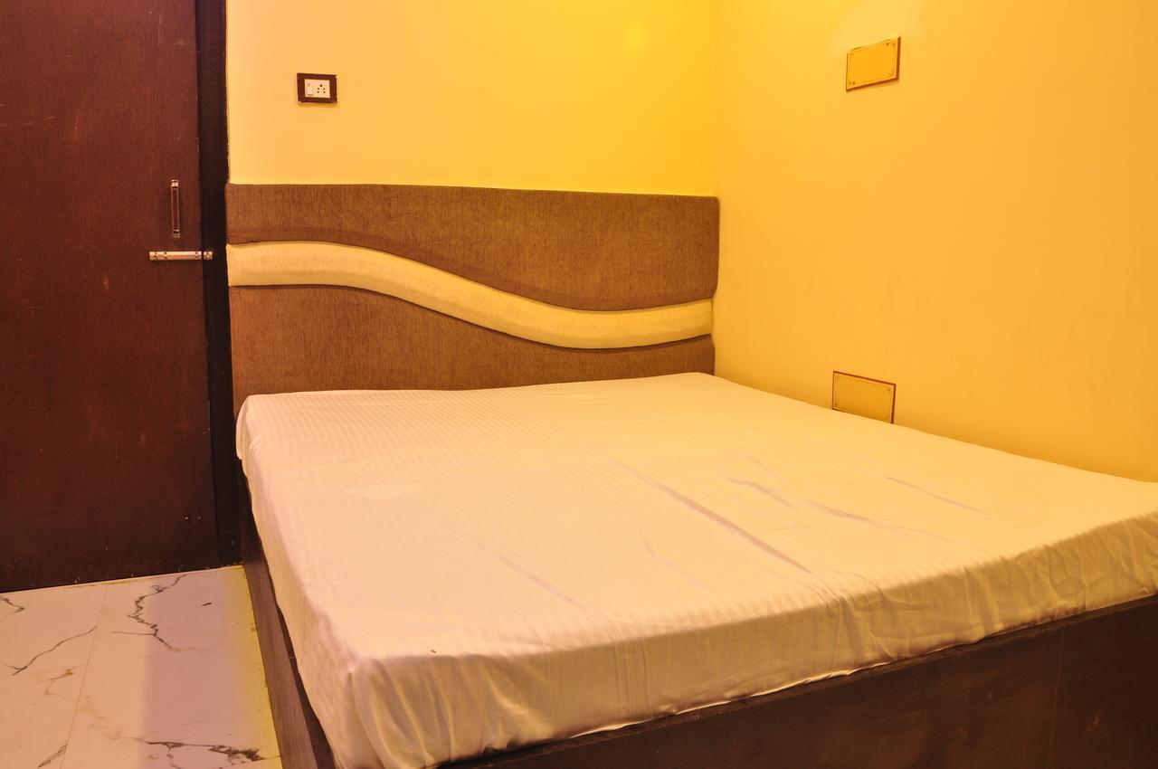 Hotel Golden Inn Balangir Esterno foto